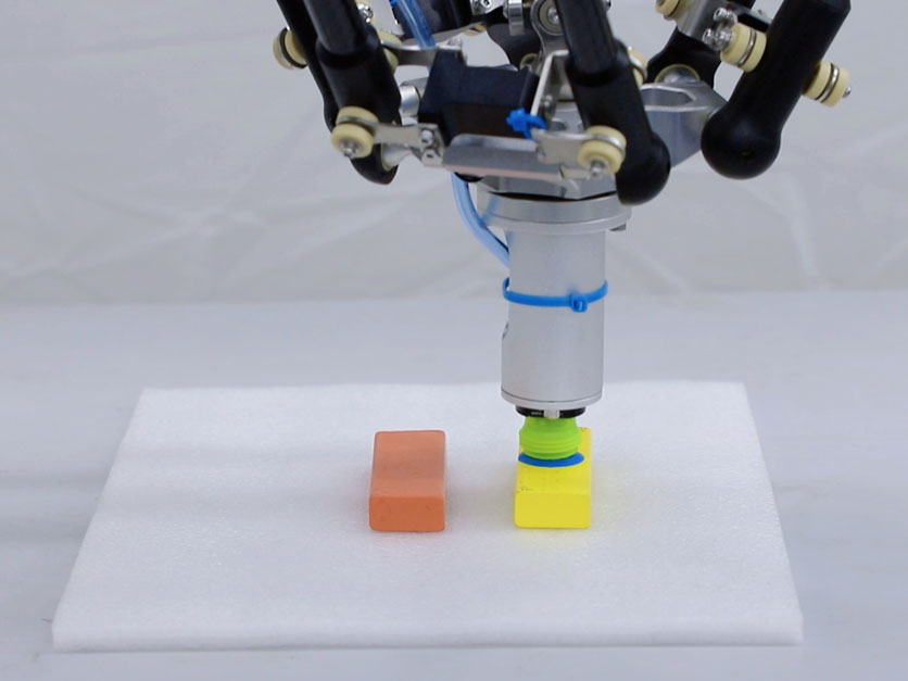 Manejo de robots en solución de clasificación automática